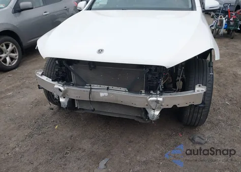 2022 Mercedes-Benz Glc 300 4Matic Suv z USA, uszkodzony, nr VIN W1N0G8EB8NV368174